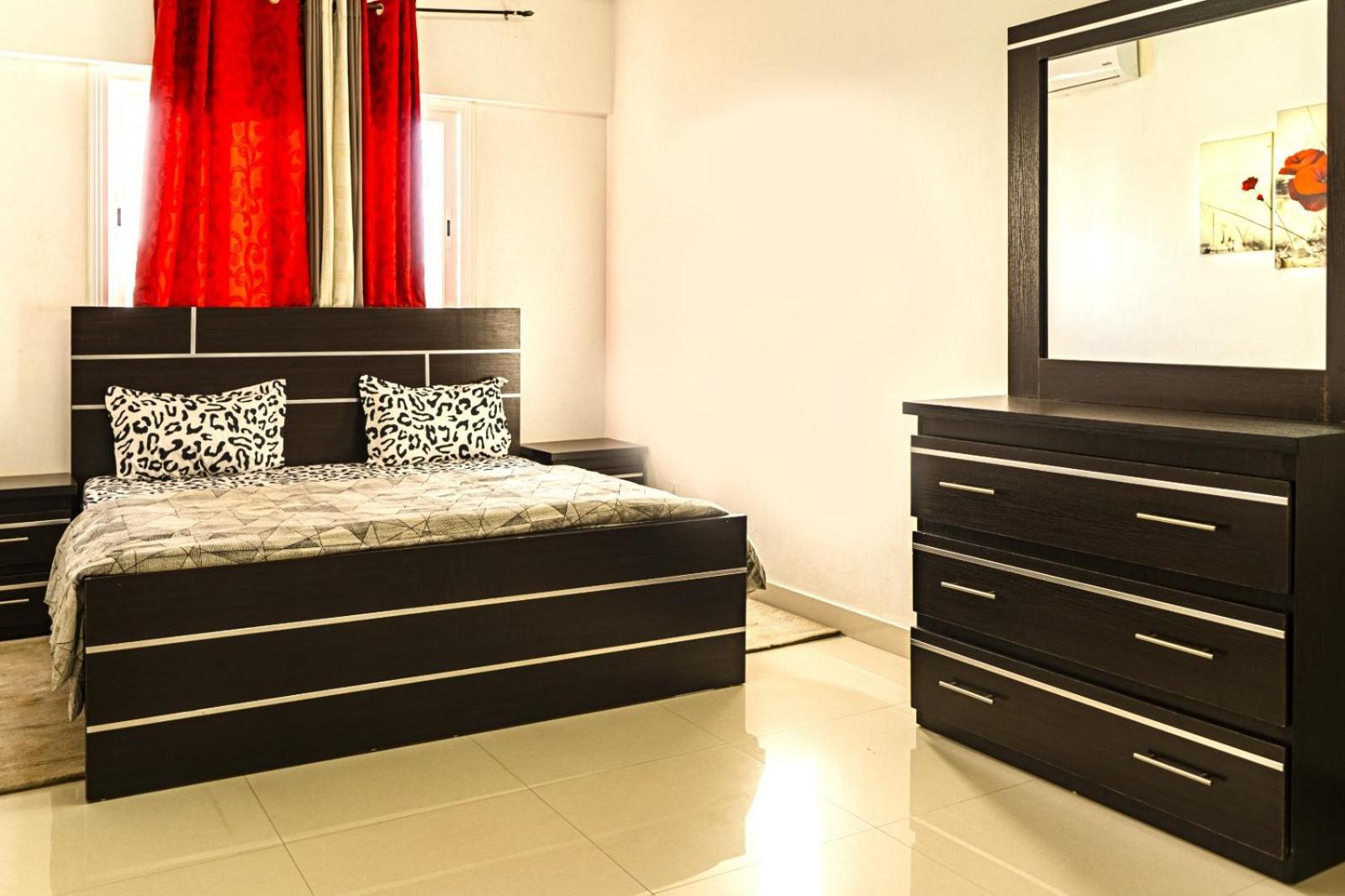 Chambres Meublees Avenue Cheikh Anta Diop Dakar Esterno foto
